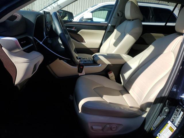 5TDGZRBH0MS540480 - 2021 TOYOTA HIGHLANDER XLE BLUE photo 7