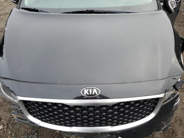 KNDMB5C15H6280407 - 2017 KIA SEDONA LX BLACK photo 11