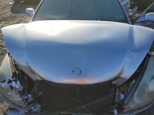 JTHBA30G055092403 - 2005 LEXUS ES 330 SILVER photo 11