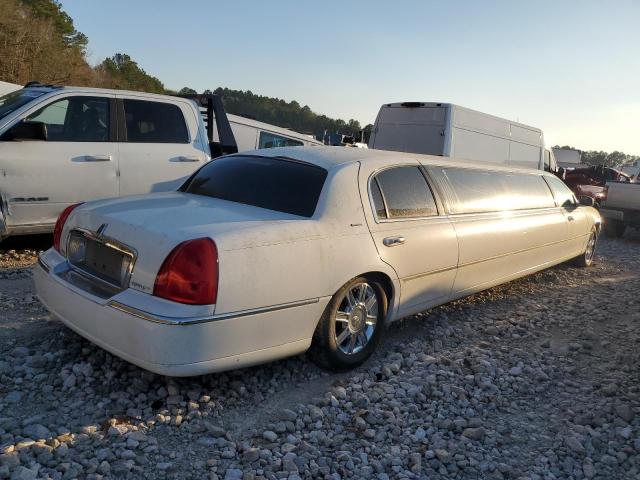 1L1FM88W07Y630065 - 2007 LINCOLN TOWN CAR EXECUTIVE WHITE photo 3