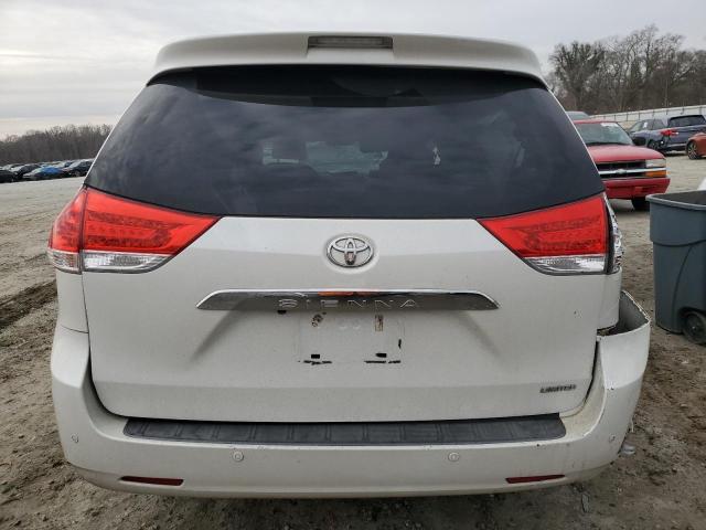 5TDYK3DC6BS116998 - 2011 TOYOTA SIENNA XLE WHITE photo 6