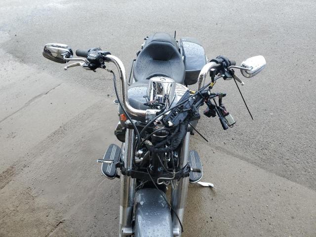 1HD1KHC16MB622502 - 2021 HARLEY-DAVIDSON FLTRX 灰色 照片 5