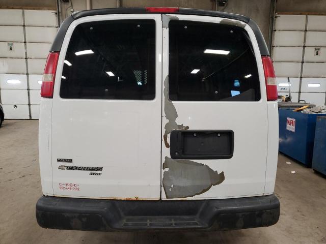 1GCUHAD41A1114419 - 2010 CHEVROLET EXPRESS G1 WHITE photo 6