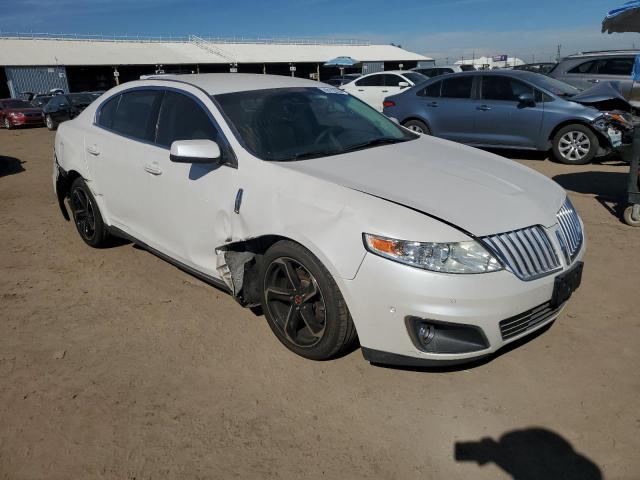 1LNHL9FT3BG609508 - 2011 LINCOLN MKS WHITE photo 4