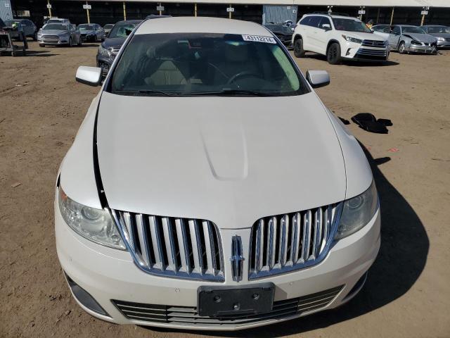 1LNHL9FT3BG609508 - 2011 LINCOLN MKS WHITE photo 5