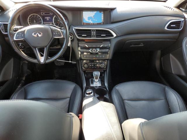 SJKCH5CR4HA022437 - 2017 INFINITI QX30 BASE SILVER photo 8