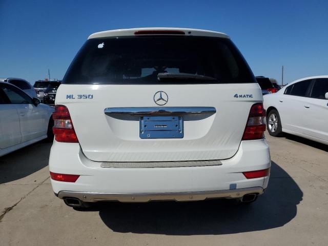4JGBB8GB1BA726984 - 2011 MERCEDES-BENZ ML 350 4MATIC WHITE photo 6