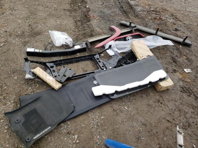 JTEBU5JR1J5505584 - 2018 TOYOTA 4RUNNER SR5/SR5 PREMIUM RED photo 13