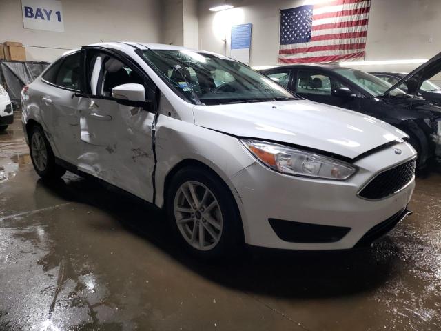 1FADP3F26HL286976 - 2017 FORD FOCUS SE WHITE photo 4