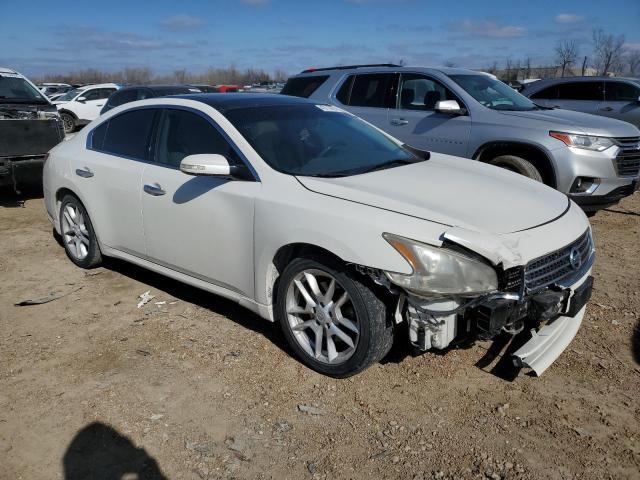 1N4AA51E99C827652 - 2009 NISSAN MAXIMA S WHITE photo 4