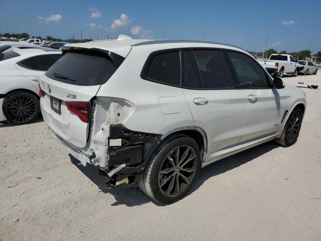 5UXTR9C54JLC83616 - 2018 BMW X3 XDRIVE30I WHITE photo 3