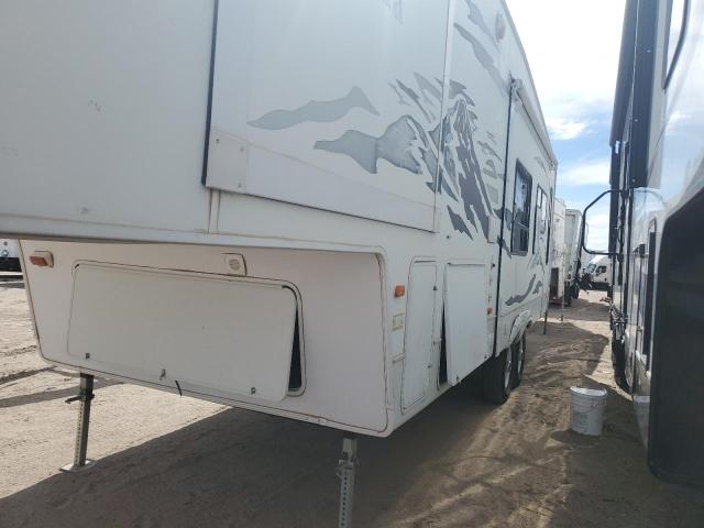 4YDF2952X5D512574 - 2005 KEYSTONE MONTANA WHITE photo 9