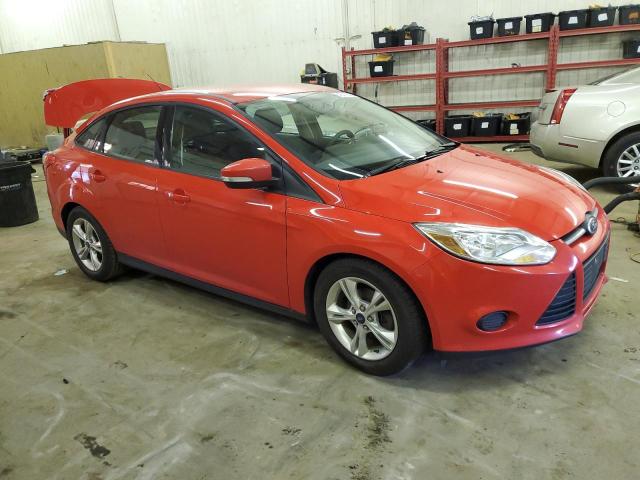 1FADP3F22EL335523 - 2014 FORD FOCUS SE RED photo 4