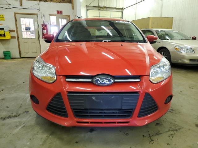 1FADP3F22EL335523 - 2014 FORD FOCUS SE RED photo 5