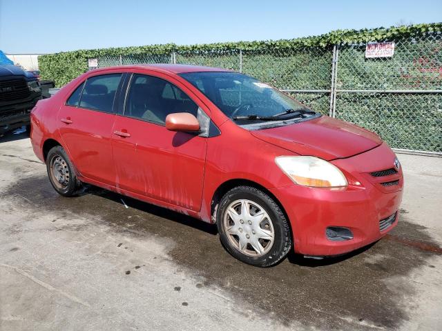 JTDBT923871012591 - 2007 TOYOTA YARIS RED photo 4