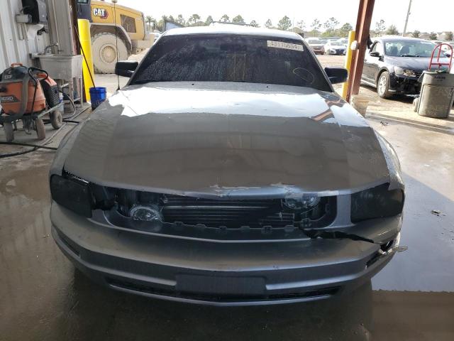 1ZVFT80N365159079 - 2006 FORD MUSTANG GRAY photo 5