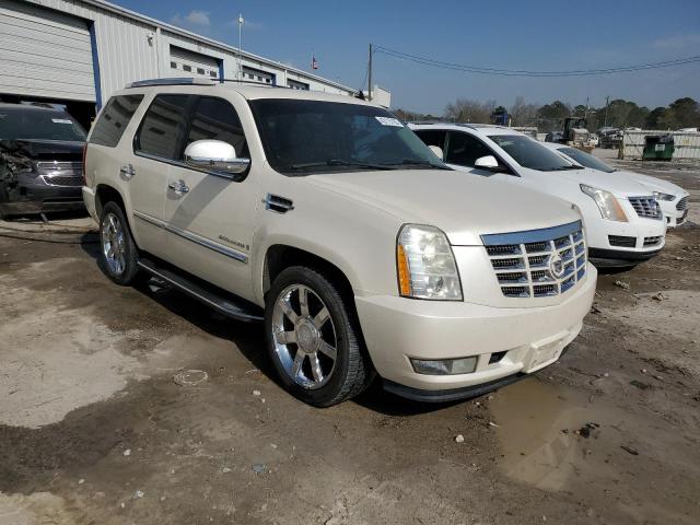 1GYFC232X9R144104 - 2009 CADILLAC ESCALADE LUXURY CREAM photo 4