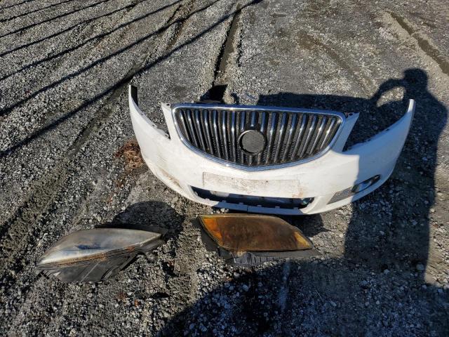 1G4PS5SK5D4145937 - 2013 BUICK VERANO WHITE photo 12