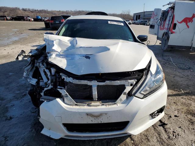 1N4AL3AP4GC275927 - 2016 NISSAN ALTIMA 2.5 WHITE photo 5