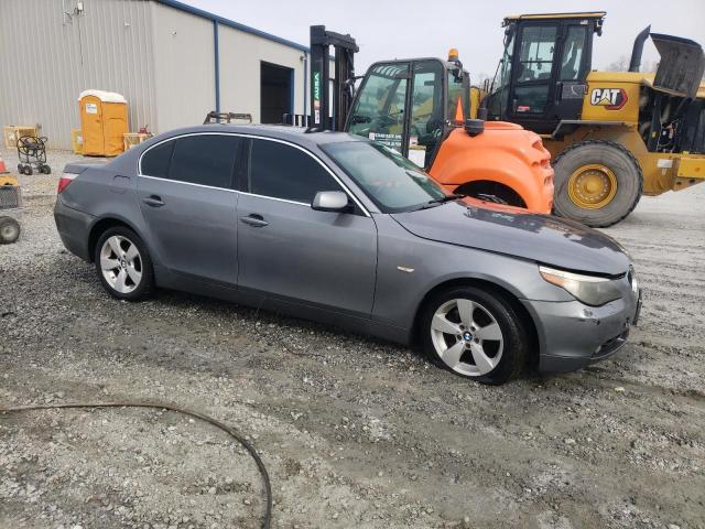 WBANF33567B999376 - 2007 BMW 525 XI GRAY photo 4