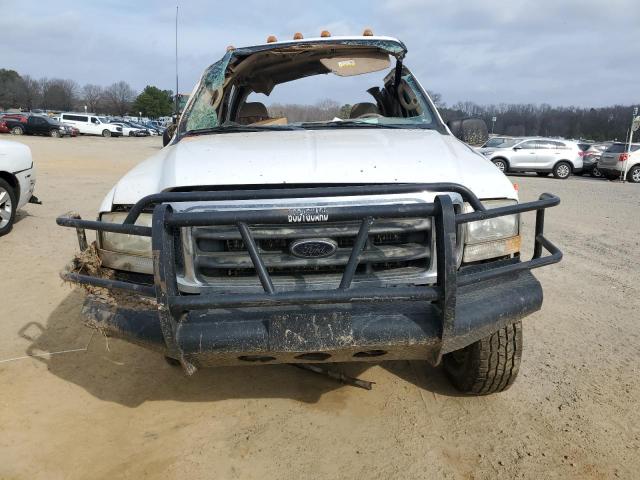 1FTNW21S43EA12840 - 2003 FORD F250 SUPER DUTY WHITE photo 5