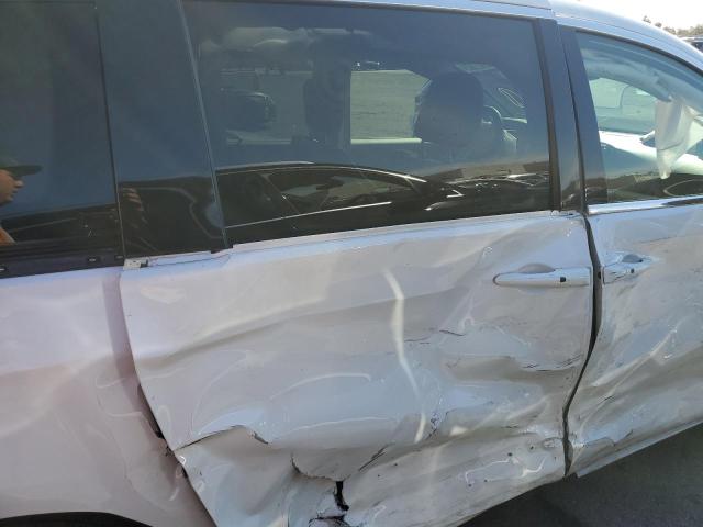 2C4RC1BG9NR132699 - 2022 CHRYSLER PACIFICA TOURING L WHITE photo 10