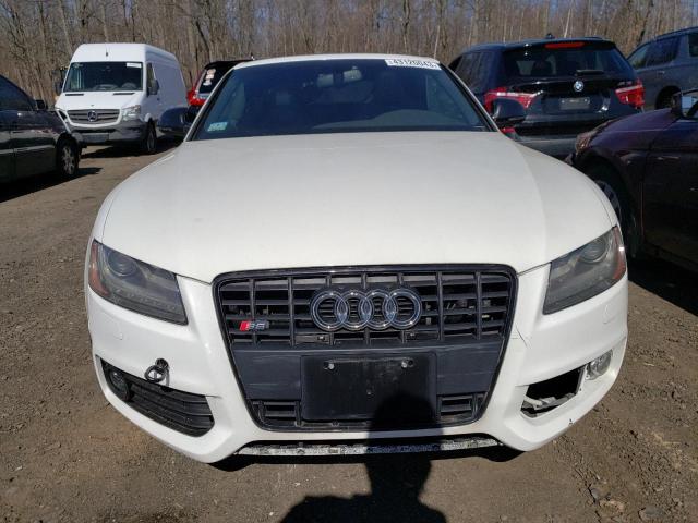 WAURV78T49A036309 - 2009 AUDI S5 QUATTRO WHITE photo 5