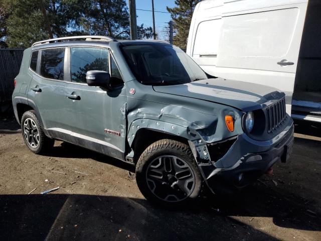 ZACCJBCT0FPB69294 - 2015 JEEP RENEGADE TRAILHAWK GRAY photo 4