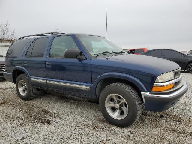 1GNCS13W2Y2376879 - 2000 CHEVROLET BLAZER BLUE photo 4