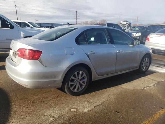 3VWD17AJXEM350445 - 2014 VOLKSWAGEN JETTA SE SILVER photo 3