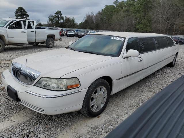 2008 LINCOLN TOWN CAR EXECUTIVE, 