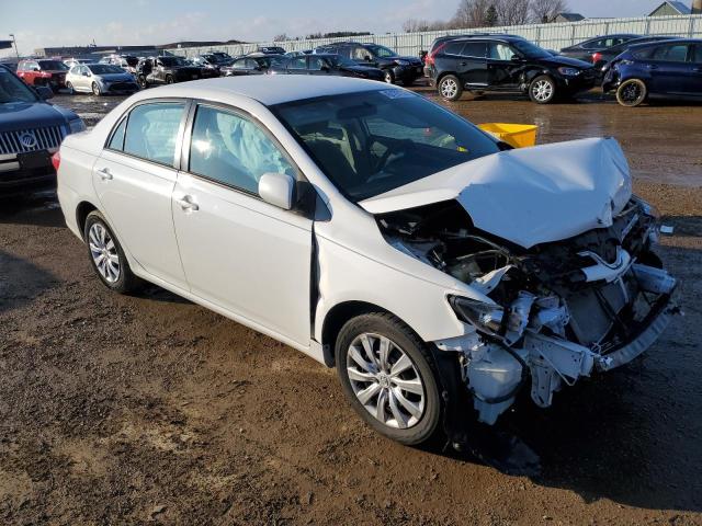 2T1BU4EE7CC774071 - 2012 TOYOTA COROLLA BASE WHITE photo 4