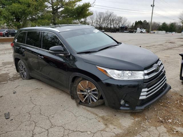 5TDJZRFH9KS574804 - 2019 TOYOTA HIGHLANDER SE BLACK photo 4