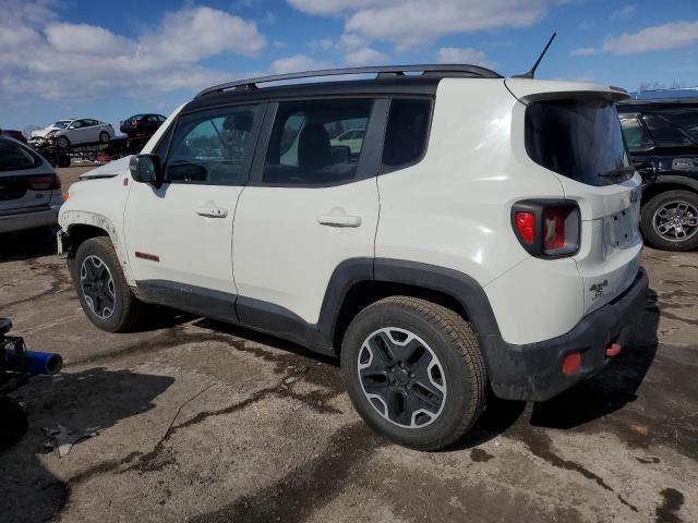 ZACCJBCT5FPB36025 - 2015 JEEP RENEGADE TRAILHAWK WHITE photo 2