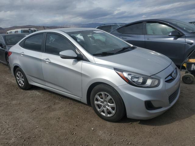 KMHCT4AE2DU500855 - 2013 HYUNDAI ACCENT GLS SILVER photo 4