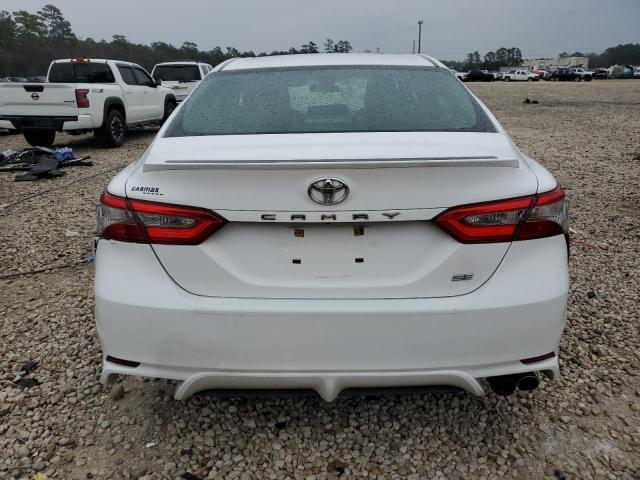 4T1B11HK6JU069556 - 2018 TOYOTA CAMRY L WHITE photo 6