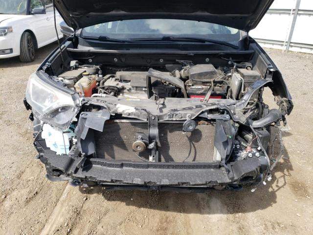 2T3WFREV6JW478499 - 2018 TOYOTA RAV4 ADVENTURE GRAY photo 11