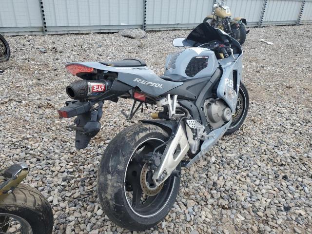 JH2PC37055M208069 - 2005 HONDA CBR600 RR GRAY photo 4