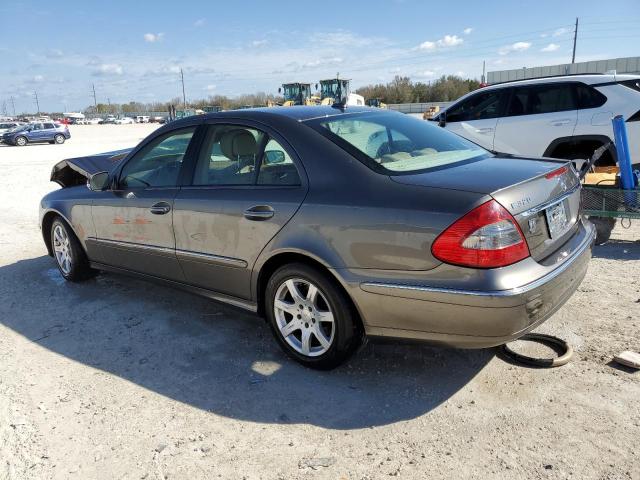 WDBUF22X68B239749 - 2008 MERCEDES-BENZ E 320 CDI GRAY photo 2