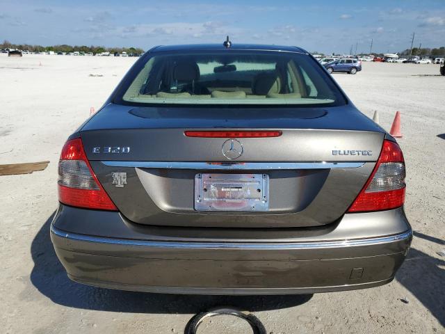 WDBUF22X68B239749 - 2008 MERCEDES-BENZ E 320 CDI GRAY photo 6