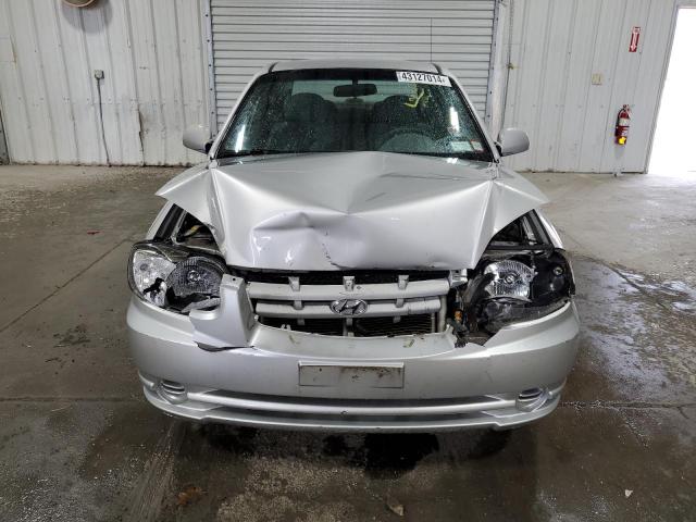 KMHCG45C35U626026 - 2005 HYUNDAI ACCENT GL SILVER photo 5