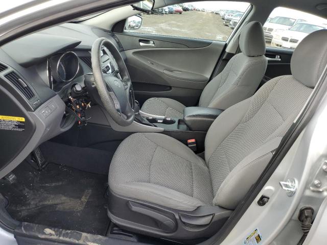 5NPEB4AC1DH681858 - 2013 HYUNDAI SONATA GLS SILVER photo 7