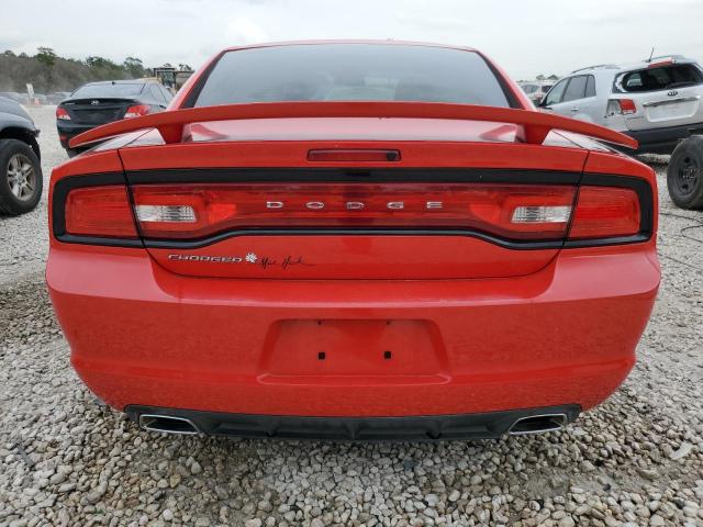 2C3CDXBG3EH333272 - 2014 DODGE CHARGER SE RED photo 6