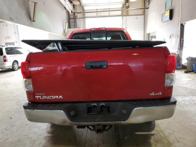 5TFUY5F1XCX264197 - 2012 TOYOTA TUNDRA DOUBLE CAB SR5 RED photo 6