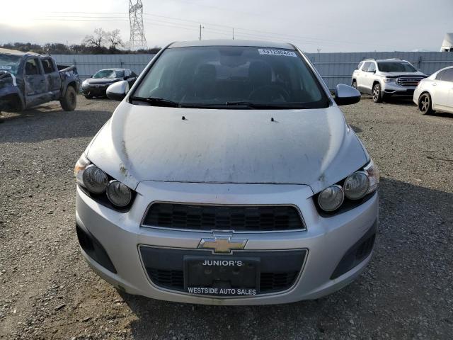 1G1JA6SGXD4145276 - 2013 CHEVROLET SONIC LS SILVER photo 5