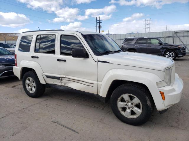 1J4PN2GK1AW139369 - 2010 JEEP LIBERTY SPORT WHITE photo 4