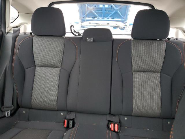 JF2GTABC7JH232179 - 2018 SUBARU CROSSTREK PREMIUM 银色 照片 10