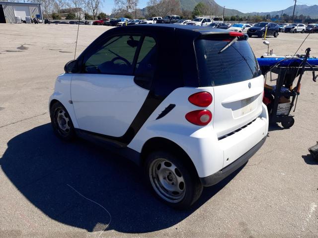 WMEEJ31X29K239245 - 2009 SMART FORTWO PURE WHITE photo 2