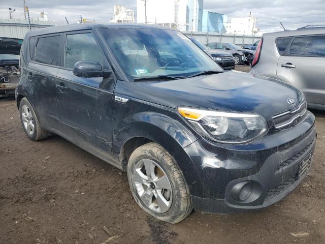 KNDJN2A29J7559413 - 2018 KIA SOUL BLACK photo 4