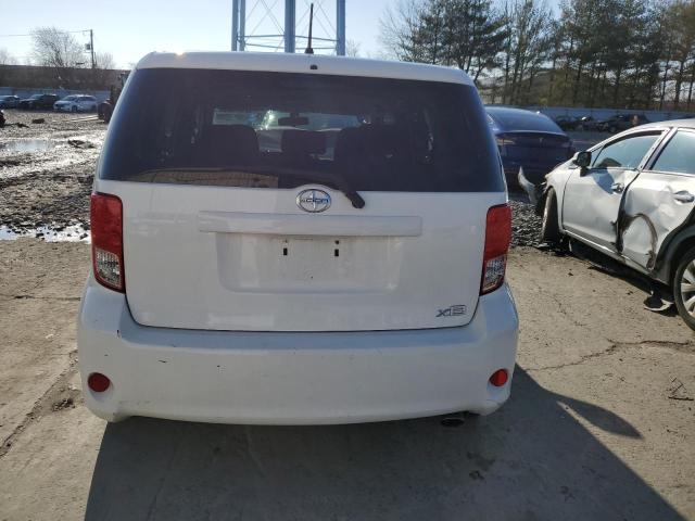 JTLZE4FE5CJ012117 - 2012 TOYOTA SCION XB Weiß Foto 6